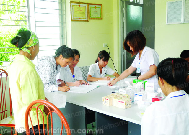 Thành lập Bệnh viện Y học biển với quy mô phù hợp, trực thuộc Viện Y học biển, Bộ Y tế.